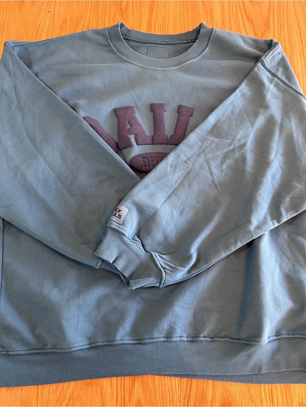 Daily Drills Oversized Daily Crew - Cabana + Navy with Tonal Patch Size M/L NWOT - Picture 6 of 12